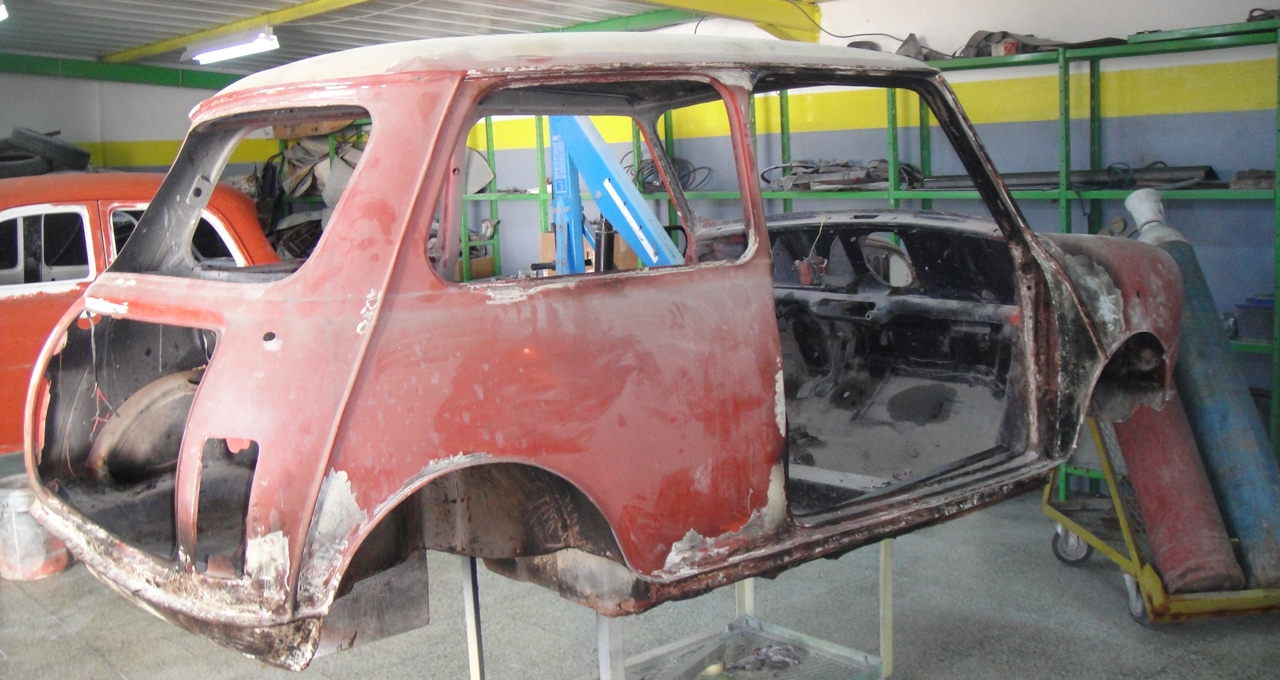 AUSTIN MINI
