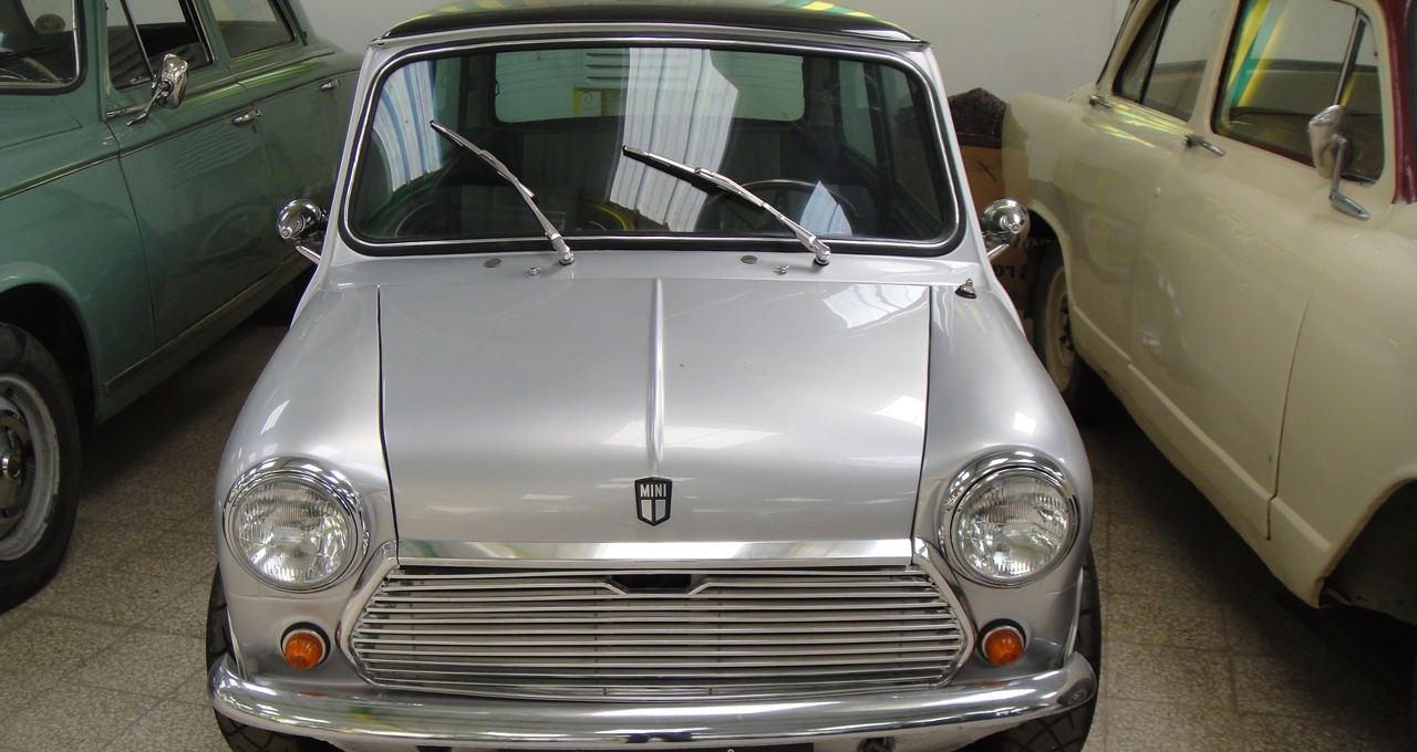 AUSTIN MINI