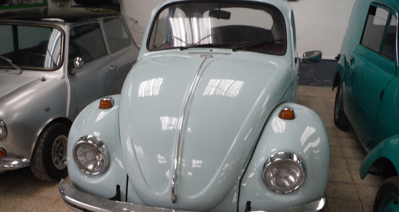 VOLKSWAGEN Coccinelle