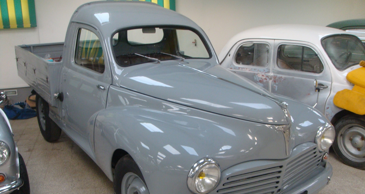 Peugeot Camionnette 203