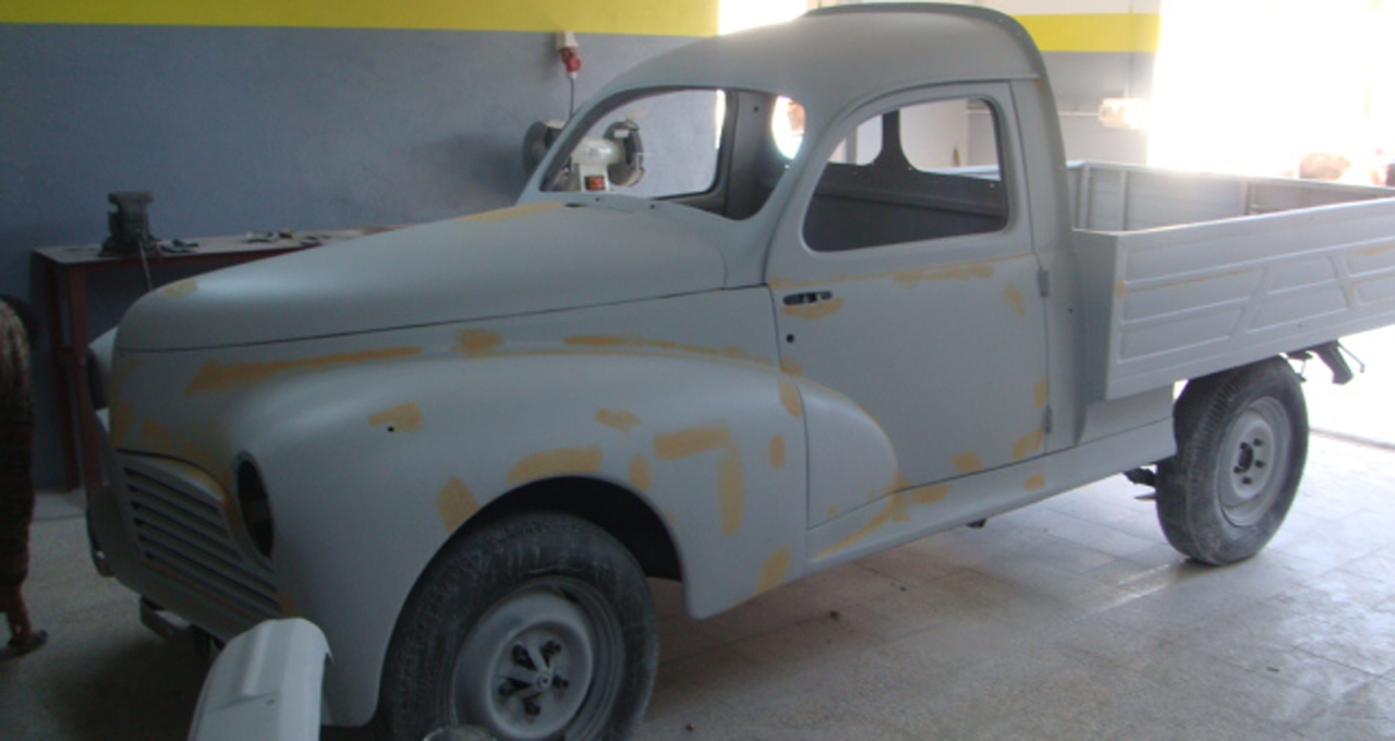 Peugeot Camionnette 203