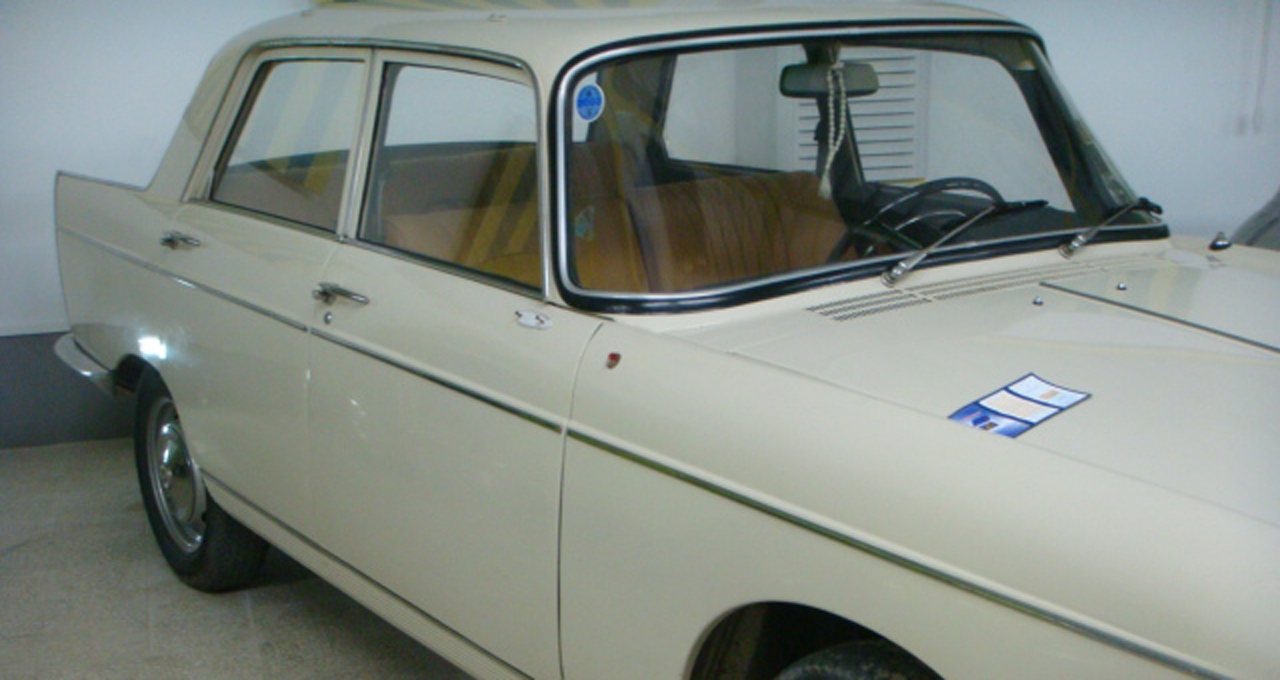 Peugeot VP 404