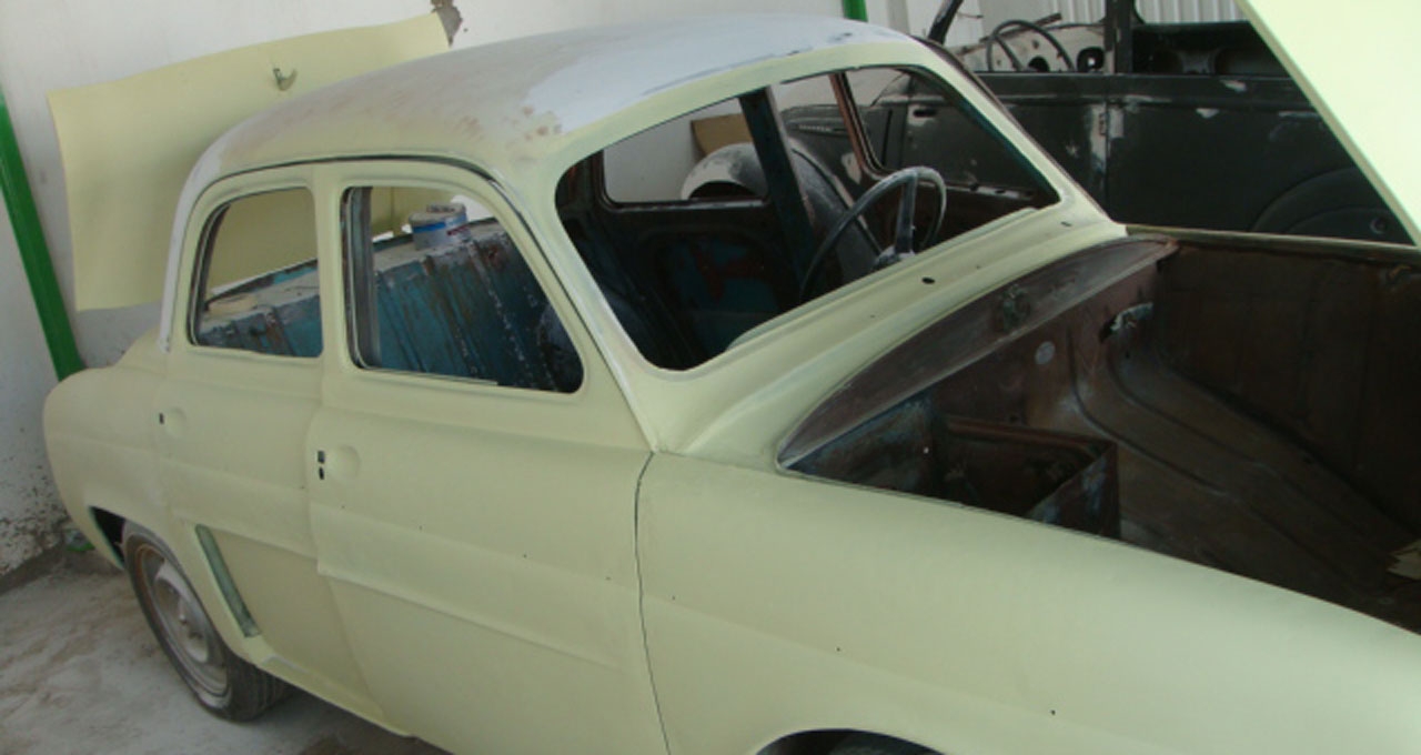 Renault Dauphine